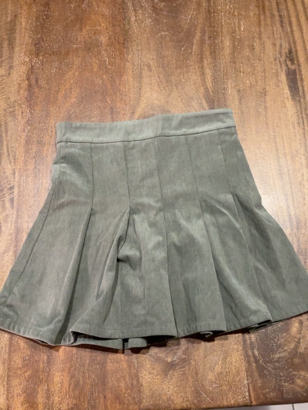 HYFVE Olive Green Corduroy Pleated Mini Skirt Size Medium